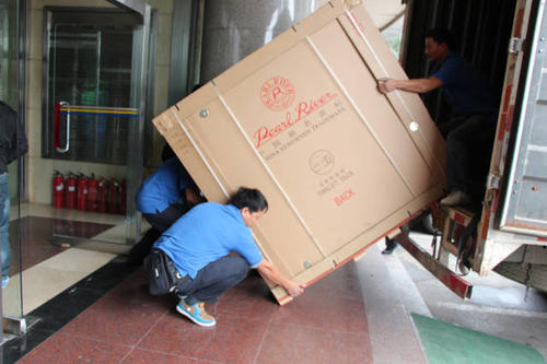 山阳钢琴贵重工艺品无忧运